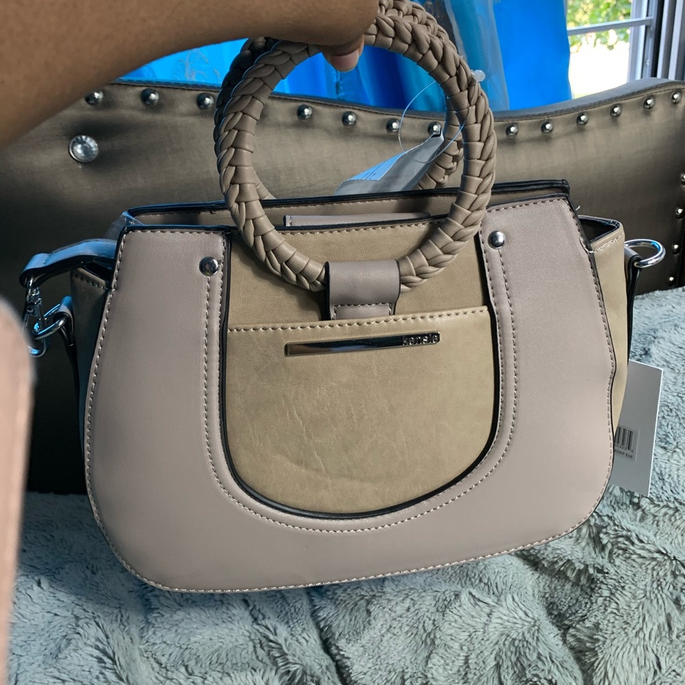 Handbag - Picture 2 of 5